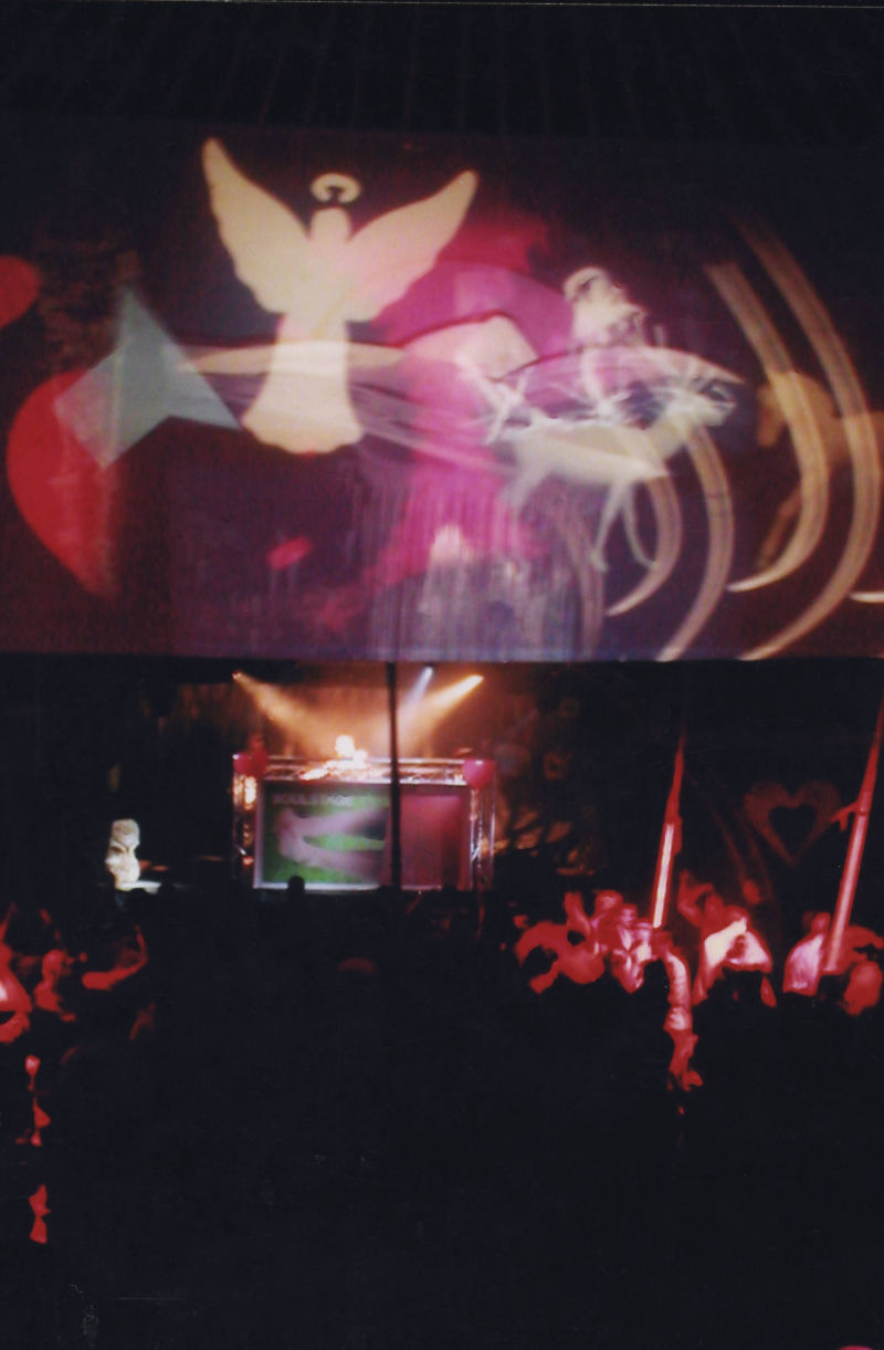 Lovefields, landgraaf, 2002, visuals, projections, judocus, slides, dia, festival, dance, armin, van, buuren
