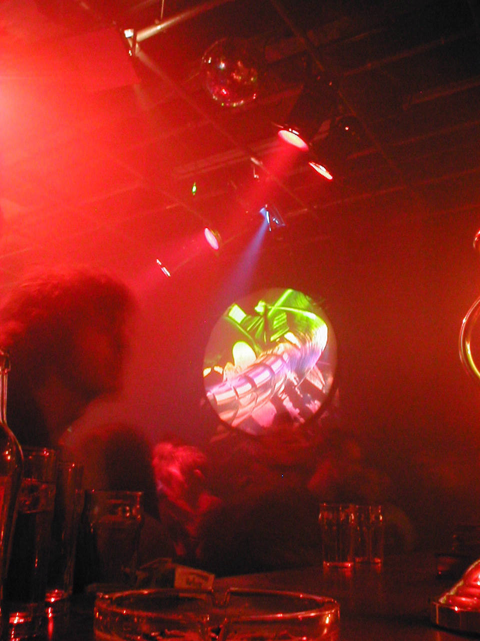 Borderline, community, mazzo, amsterdam, visuals, judocus, vj, 2003, night,  james, holden