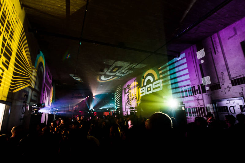 TheBigDraw, nijmegen, deKaaij, judocus, slidesinmotion, visuals,projecties