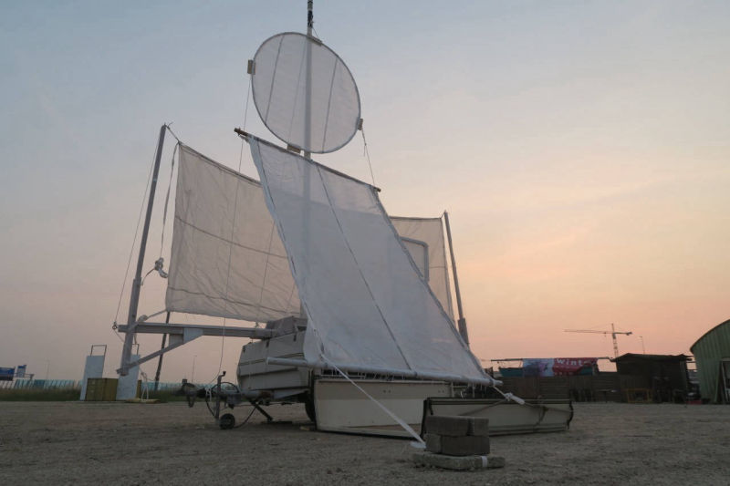 Screen , Mobile, drivein, screen, judocus, slidesinmotion, installation, visual, projections, judocus, slidesinmotion