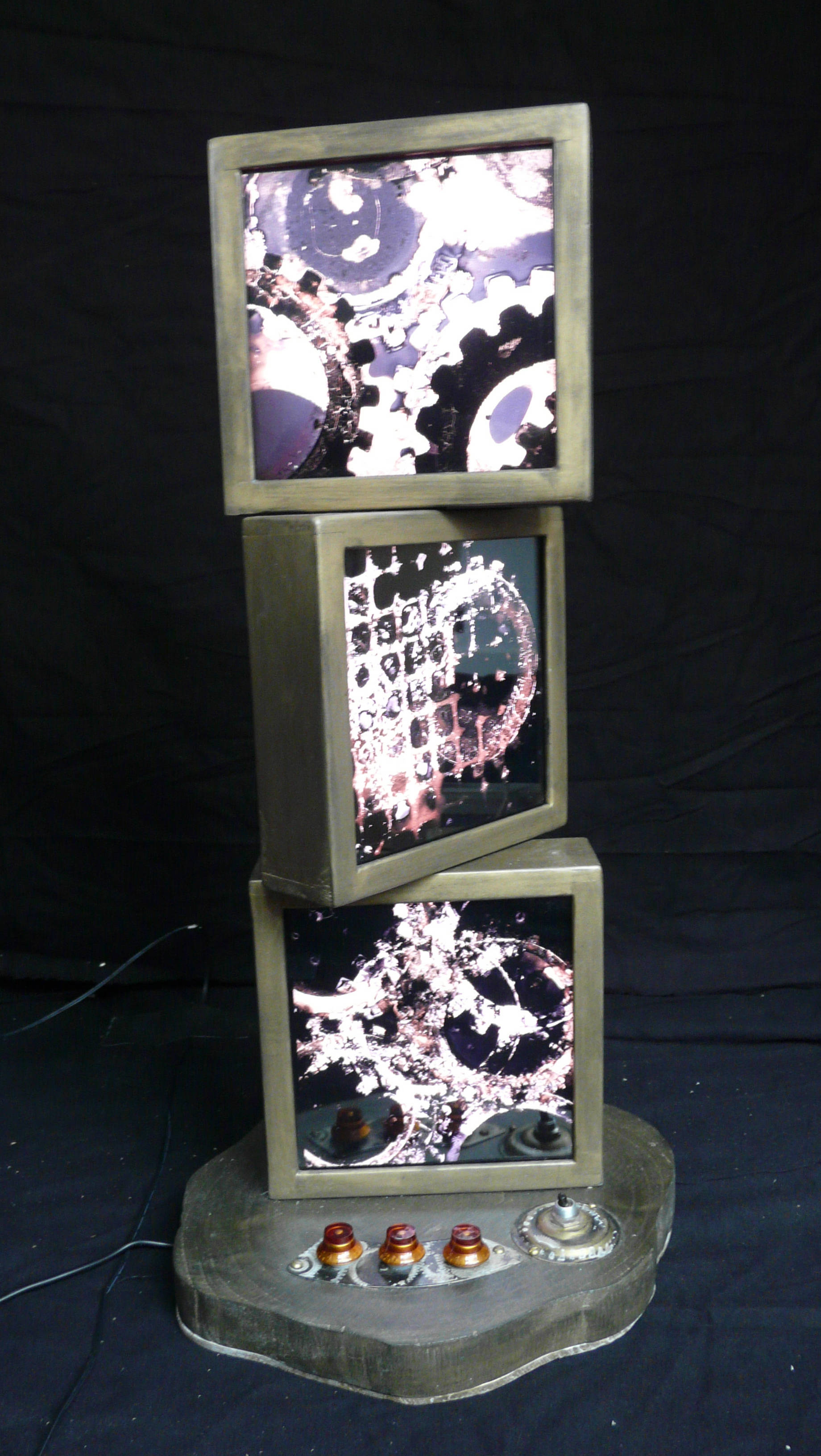 Judocus van Soest, Golden Time,  light, object, light, box, sculpture, led, 