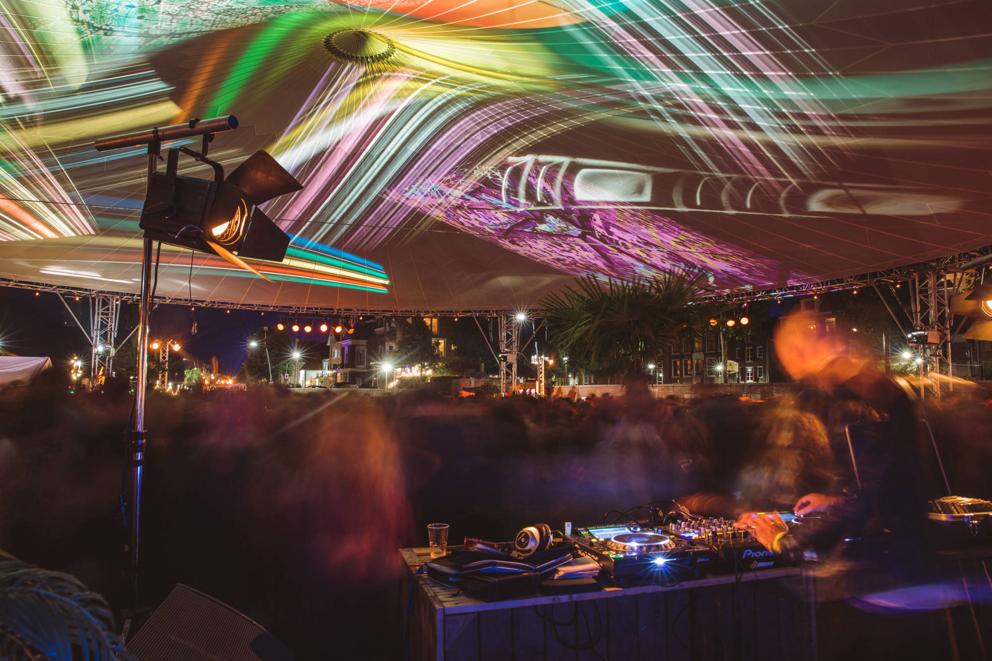 SMKMRKT,Vierdaagse, Waalkade, Nijmegen,  2017, judocus, visuals, slidesinmotion, projecties, perfectsky